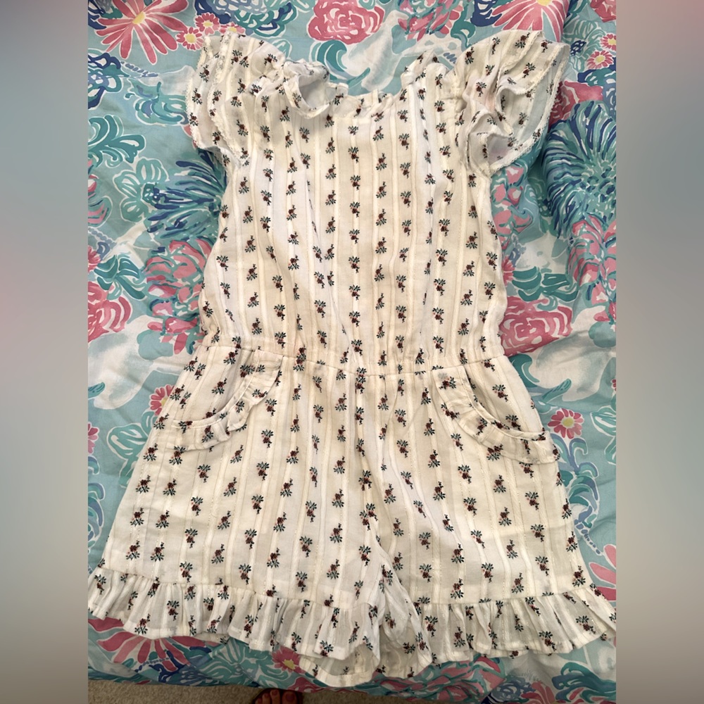 Flowered jumper janie & jack sz 8 buttons in back
